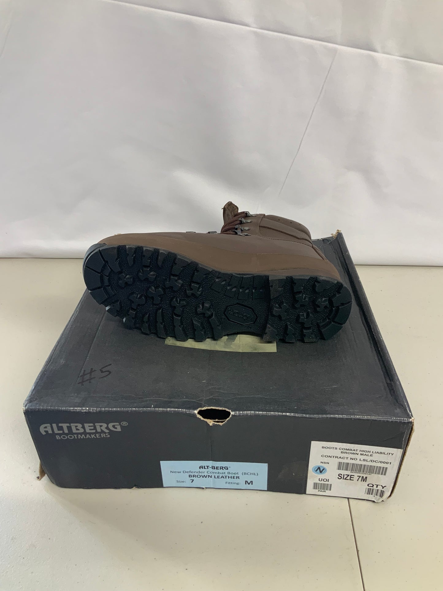 British Army Issued ALTBERG SIZE 7M MALE COMBAT BOOTS BRAND NEW #5