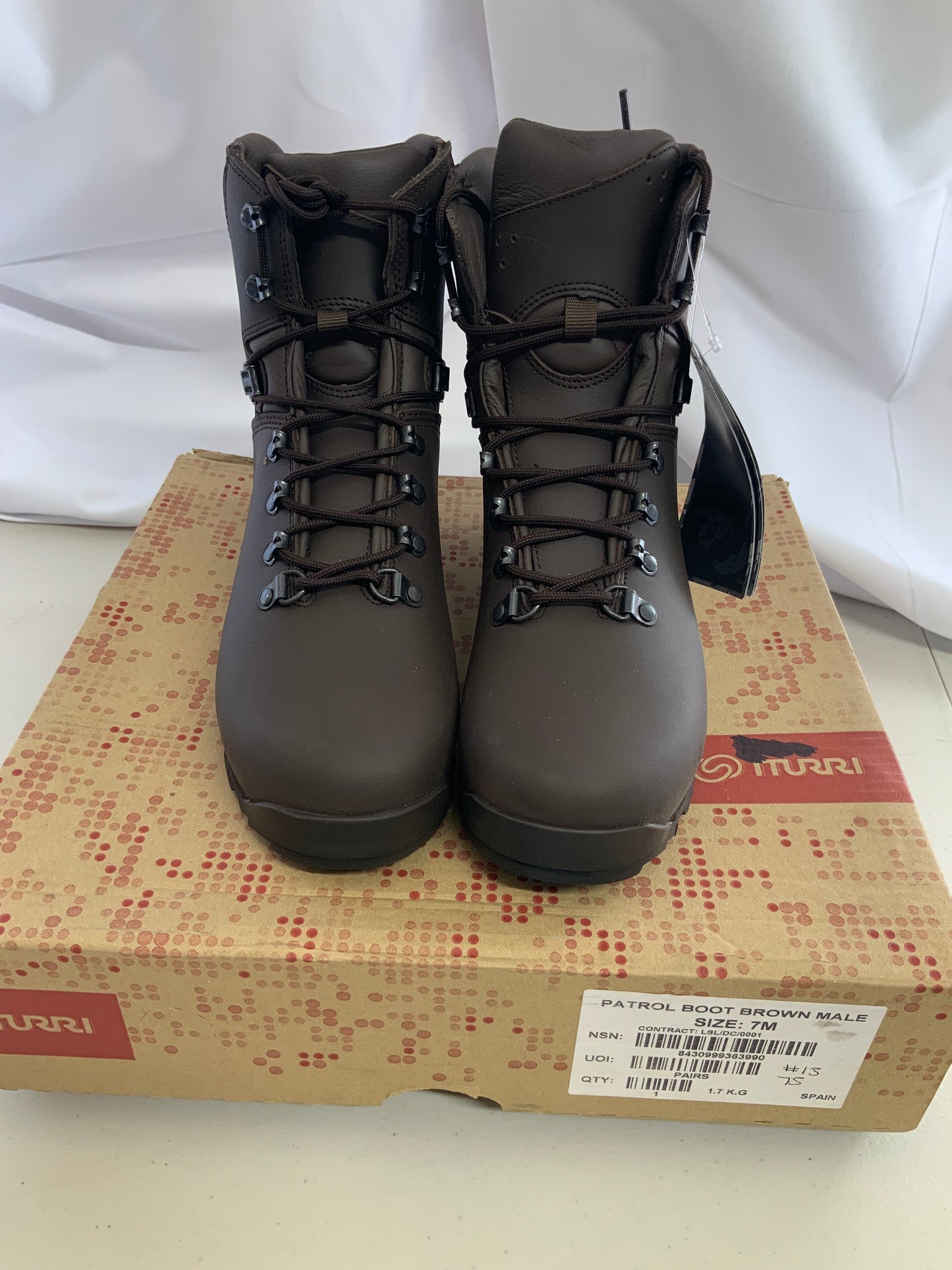 British Army Issued ITURRI size 7M male patrol boots BRAND NEW #13