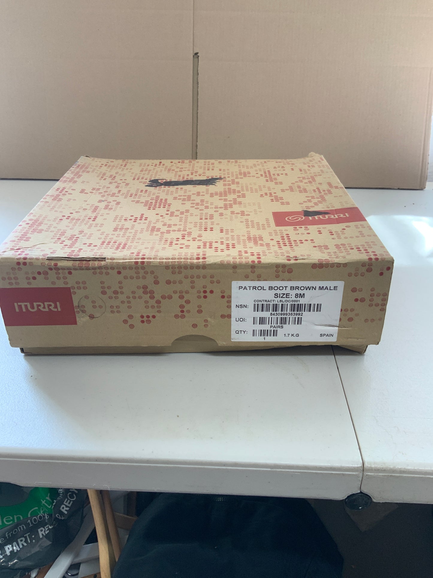 British Army Issued ITURRI size 8 male boots BRAND NEW
