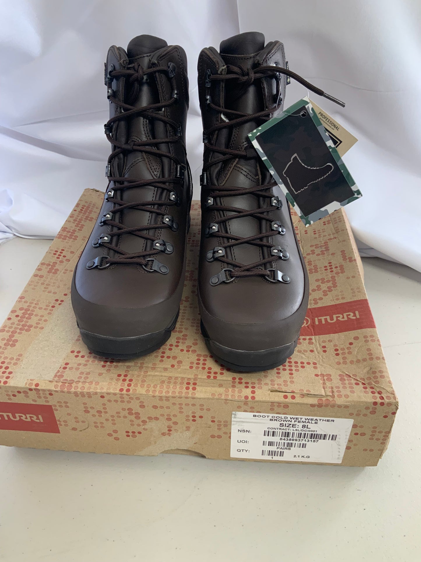 British Army Issued ITURRI SIZE 8L FEMALE COLD WET WEATHER BOOTS BRAND NEW #14