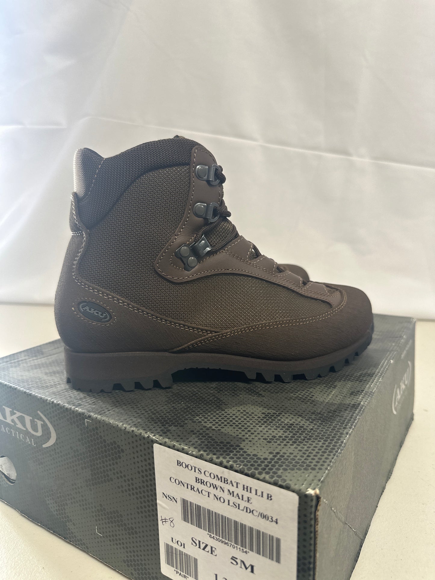 British Army Issued AKU SIZE 5m MALE BOOTS BRAND NEW #8